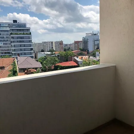 Confort 2 * بوخارست