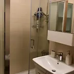 Confort 2 Апартаменти *