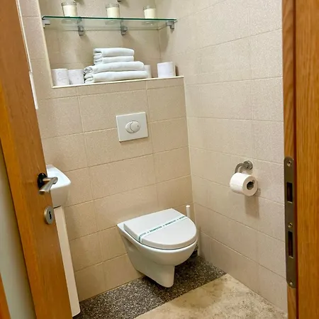 アパート Confort 2